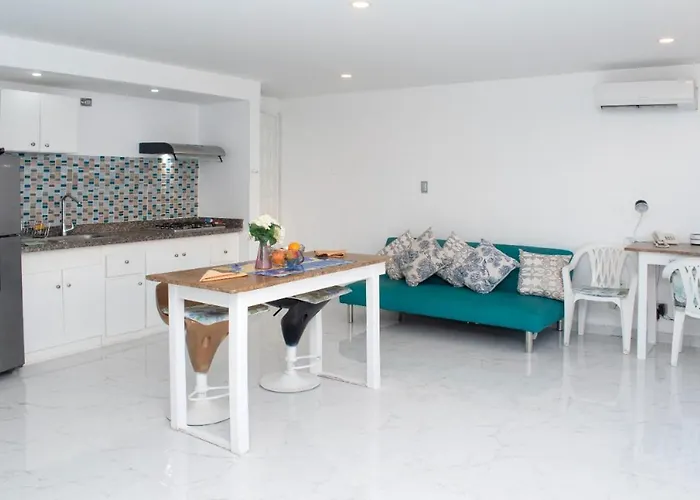 I-Nice 1 Bedroom Apt Laguito